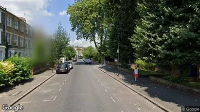 Apartments for rent in London N16 - Photo from Google Street View