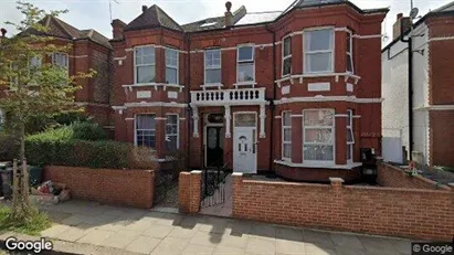 Rooms for rent in London NW2 - Photo from Google Street View