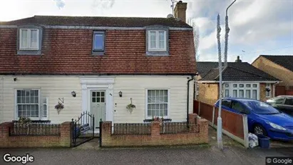 Apartments for rent in Chigwell - Essex - Photo from Google Street View