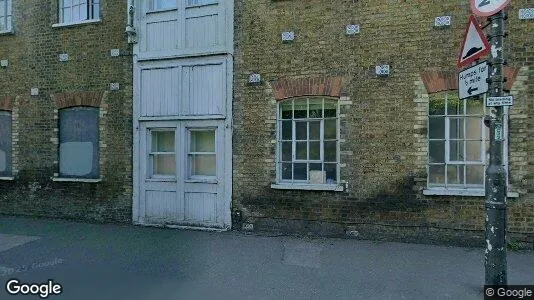 Apartments for rent in Morden - Surrey - Photo from Google Street View