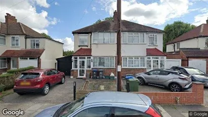 Apartments for rent in New Malden - Surrey - Photo from Google Street View