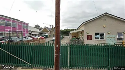 Apartments for rent in London N11 - Photo from Google Street View
