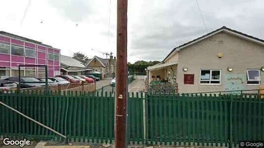Apartments for rent in London N11 - Photo from Google Street View