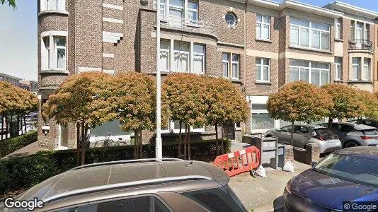Apartments for rent in Antwerp Berchem - Photo from Google Street View
