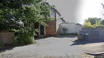 Apartments for rent in Reading - Berkshire - Photo from Google Street View