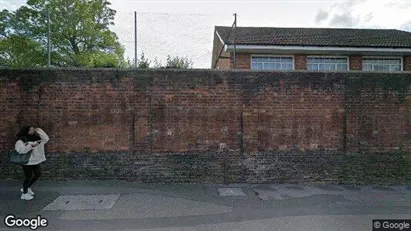 Apartments for rent in Reading - Berkshire - Photo from Google Street View