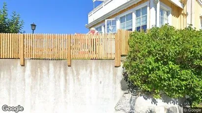 Apartments for rent in Tjörn - Photo from Google Street View