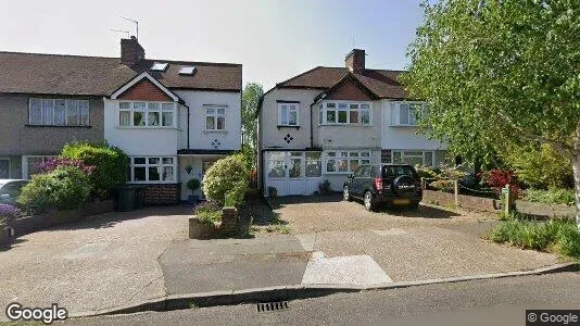 Apartments for rent in New Malden - Surrey - Photo from Google Street View