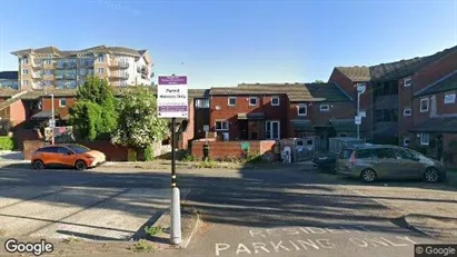 Apartments for rent in Reading - Berkshire - Photo from Google Street View