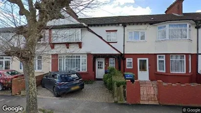 Apartments for rent in Mitcham - Surrey - Photo from Google Street View