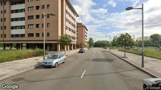 Apartments for rent in Oviedo - Photo from Google Street View
