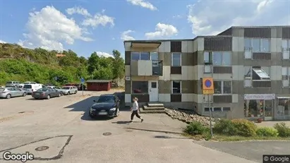 Apartments for rent in Orust - Photo from Google Street View