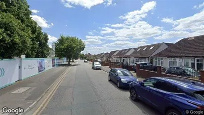 Apartments for rent in Hayes - Middlesex - Photo from Google Street View