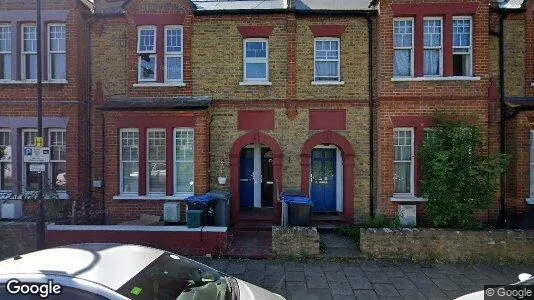 Apartments for rent in London W10 - Photo from Google Street View