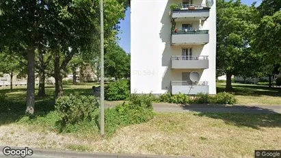 Apartments for rent in Frankfurt West - Photo from Google Street View Apartments for rent in Frankfurt West - Photo from Google Street View