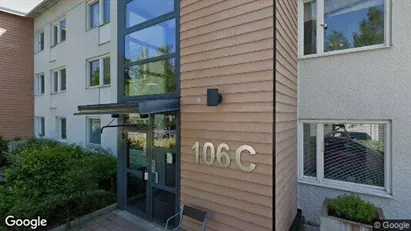 Apartments for rent in Sandviken - Photo from Google Street View Apartments for rent in Sandviken - Photo from Google Street View