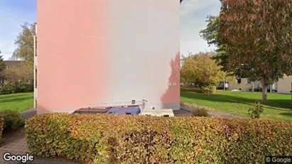 Apartments for rent in Duisburg - Photo from Google Street View Apartments for rent in Duisburg - Photo from Google Street View
