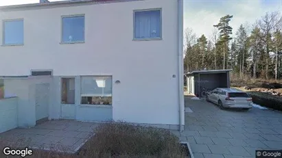 Apartments for rent in Linköping - Photo from Google Street View Apartments for rent in Linköping - Photo from Google Street View