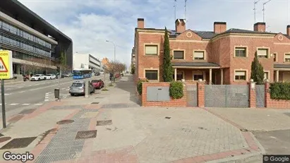 Apartments for rent in Madrid Moncloa-Aravaca - Photo from Google Street View Apartments for rent in Madrid Moncloa-Aravaca - Photo from Google Street View