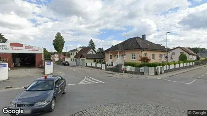 Apartments for rent in Hausleiten - Photo from Google Street View