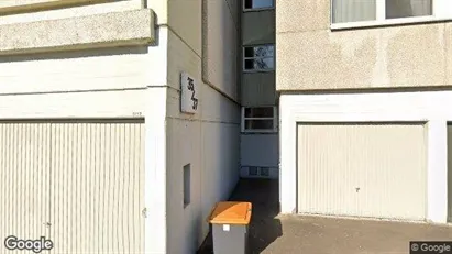 Apartments for rent in Berlin Charlottenburg-Wilmersdorf - Photo from Google Street View Apartments for rent in Berlin Charlottenburg-Wilmersdorf - Photo from Google Street View