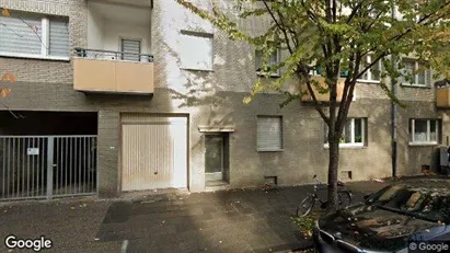 Apartments for rent in Duisburg - Photo from Google Street View Apartments for rent in Duisburg - Photo from Google Street View