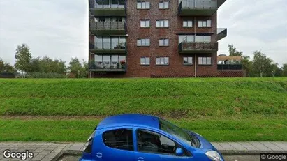 Apartments for rent in The Hague Leidschenveen-Ypenburg - Photo from Google Street View Apartments for rent in The Hague Leidschenveen-Ypenburg - Photo from Google Street View