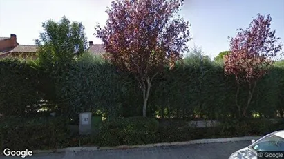 Apartments for rent in Valdeolmos-Alalpardo - Photo from Google Street View Apartments for rent in Valdeolmos-Alalpardo - Photo from Google Street View