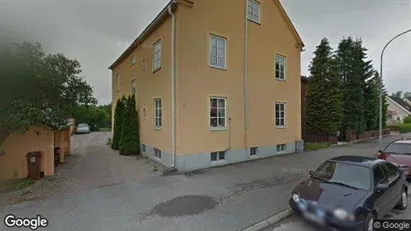 Apartments for rent in Örebro - Photo from Google Street View Apartments for rent in Örebro - Photo from Google Street View