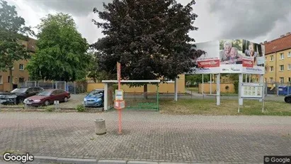 Apartments for rent in Saalekreis - Photo from Google Street View Apartments for rent in Saalekreis - Photo from Google Street View