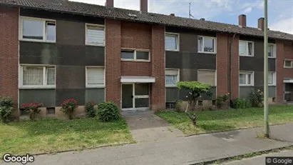Apartments for rent in Duisburg - Photo from Google Street View Apartments for rent in Duisburg - Photo from Google Street View