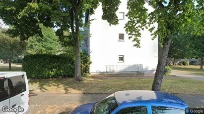 Apartments for rent in Duisburg - Photo from Google Street View Apartments for rent in Duisburg - Photo from Google Street View
