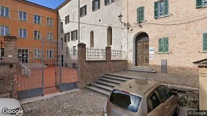 Apartments for rent in Spoleto - Photo from Google Street View Apartments for rent in Spoleto - Photo from Google Street View