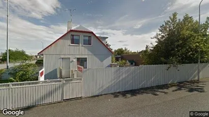 Apartments for rent in Reykjanesbær - Photo from Google Street View Apartments for rent in Reykjanesbær - Photo from Google Street View