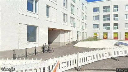 Apartments for rent in Helsinki Kaakkoinen - Photo from Google Street View Apartments for rent in Helsinki Kaakkoinen - Photo from Google Street View