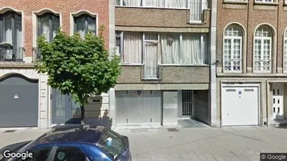 Apartments for rent in Brussels Elsene - Photo from Google Street View