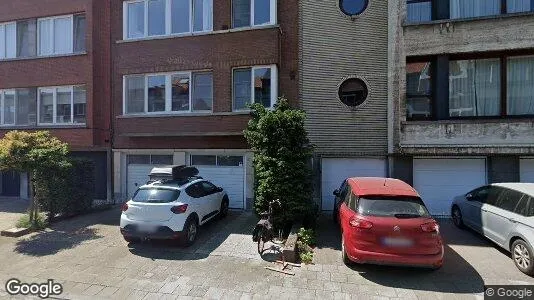 Apartments for rent in Antwerp Berchem - Photo from Google Street View