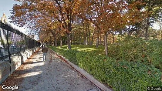 Apartments for rent in Madrid Retiro - Photo from Google Street View