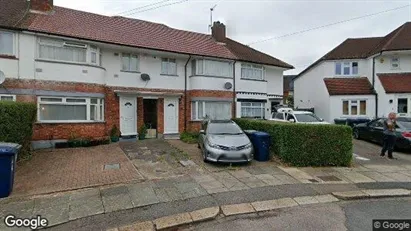 Apartments for rent in London NW7 - Photo from Google Street View