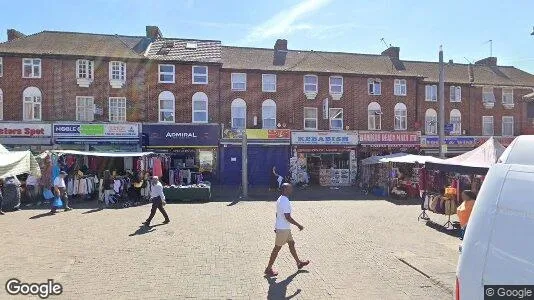 Apartments for rent in London E17 - Photo from Google Street View