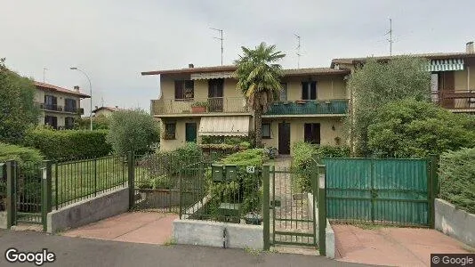 Apartments for rent in Bariano - Photo from Google Street View