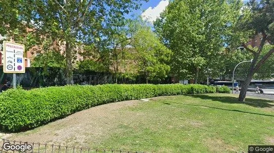 Apartments for rent in Madrid Retiro - Photo from Google Street View
