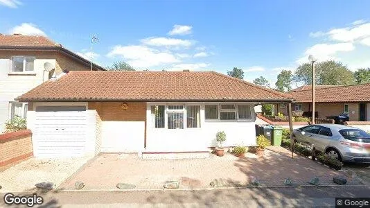 Apartments for rent in Milton Keynes - Buckinghamshire - Photo from Google Street View