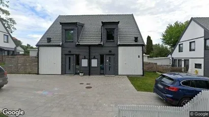 Apartments for rent in Stockholm West - Photo from Google Street View