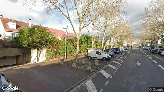 Apartments for rent in Pontoise - Photo from Google Street View