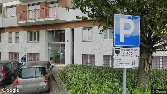 Rooms for rent in Milano Zona 2 - Stazione Centrale, Gorla, Turro, Greco, Crescenzago - Photo from Google Street View