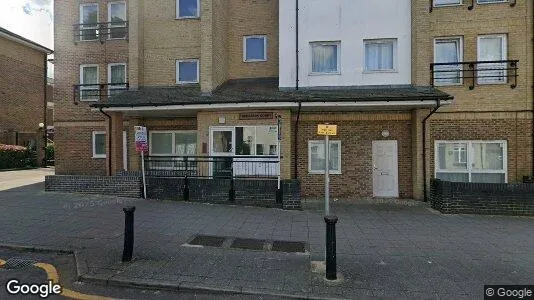 Apartments for rent in Wallington - Surrey - Photo from Google Street View