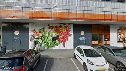Apartments for rent in Rotterdam Hoogvliet - Photo from Google Street View