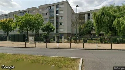 Apartments for rent in Évry - Photo from Google Street View