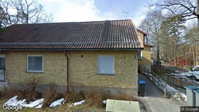 Rooms for rent in Danderyd - Photo from Google Street View